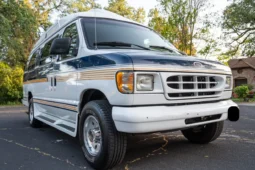 
										1998 Ford Econoline E-350 Power Stroke Conversion Van full									