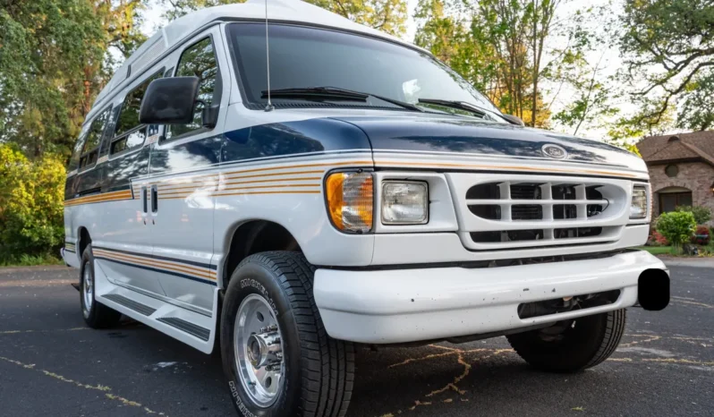 
								1998 Ford Econoline E-350 Power Stroke Conversion Van full									