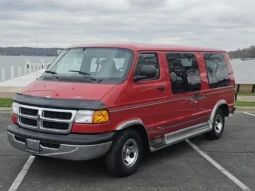 
										2001 Dodge Ram 1500 DMC Conversion Van full									