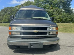 
										2002 Chevrolet Express G1500 Sherrod Conversion Van full									