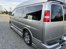 
										2010 Chevrolet Express Explorer Limited SE Conversion Van full									