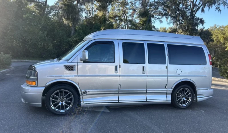 
								2013 Chevrolet Express Explorer Limited SE Conversion Van full									