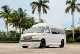 
										2013 GMC Savana G2500 Explorer Conversion Van full									