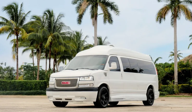 
								2013 GMC Savana G2500 Explorer Conversion Van full									
