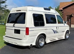 
										1995 GMC Safari AWD Conversion Van full									