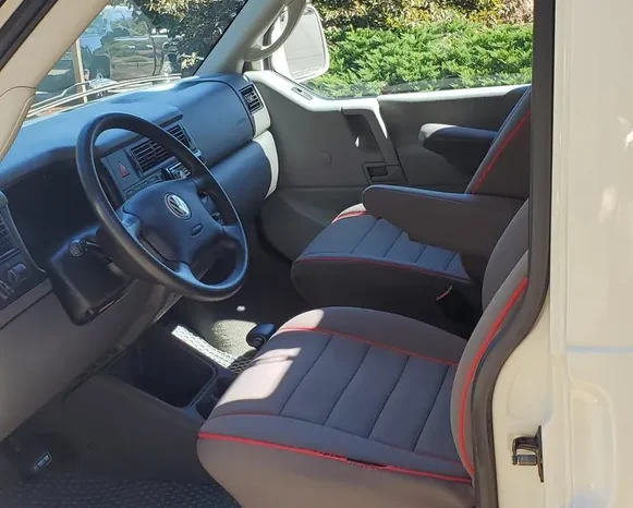 
								2002 Volkswagen Eurovan Camper full									