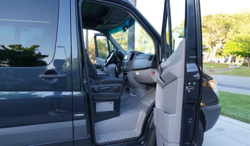 
								2013 Mercedes-Benz Sprinter 2500 Camper Conversion full									