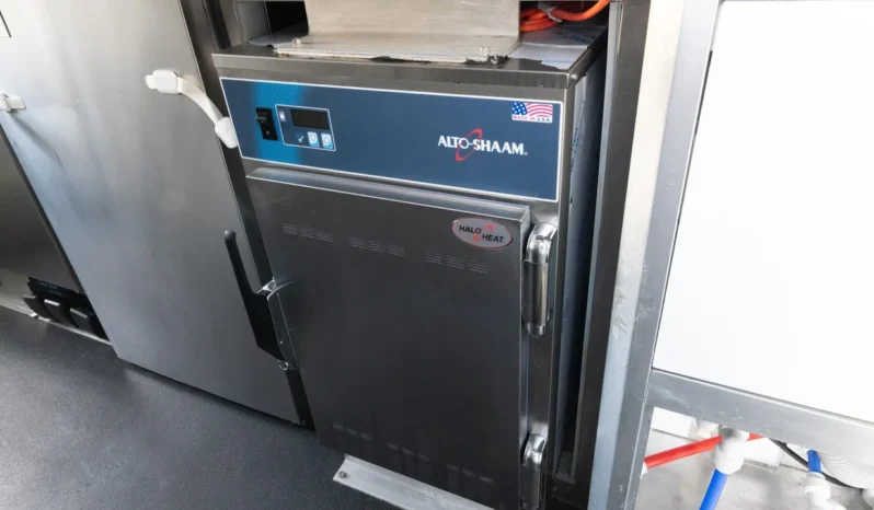 
								2021 Mercedes-Benz Sprinter 4500 Mobile Kitchen full									