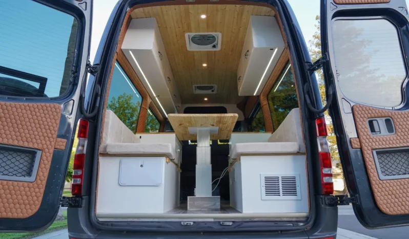 
								2013 Mercedes-Benz Sprinter 2500 Camper Conversion full									