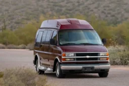 
										1998 Chevrolet Express Rocky Ridge Conversion Van full									