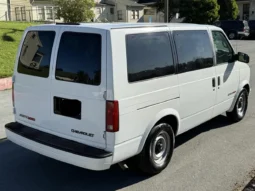 
										2000 Chevrolet Astro AWD full									