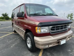 
										2001 Ford Econoline E-350 Super Duty Waldoch Conversion Van full									