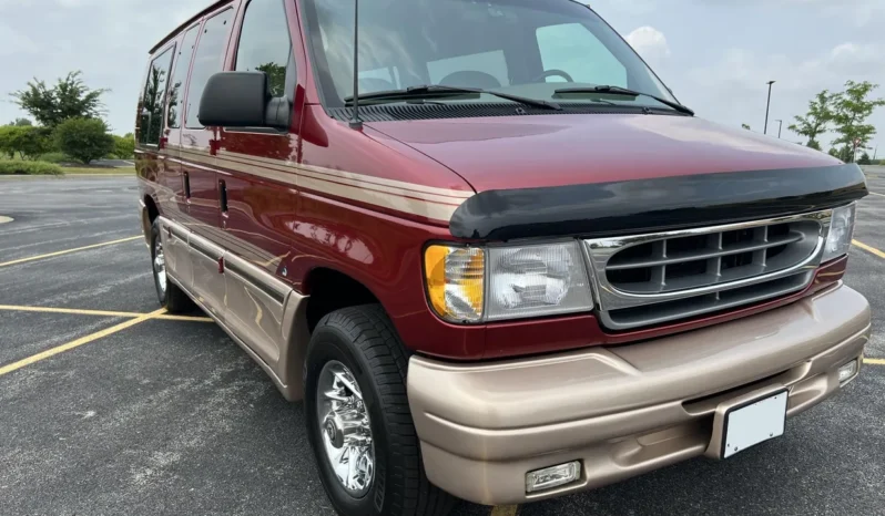 
								2001 Ford Econoline E-350 Super Duty Waldoch Conversion Van full									