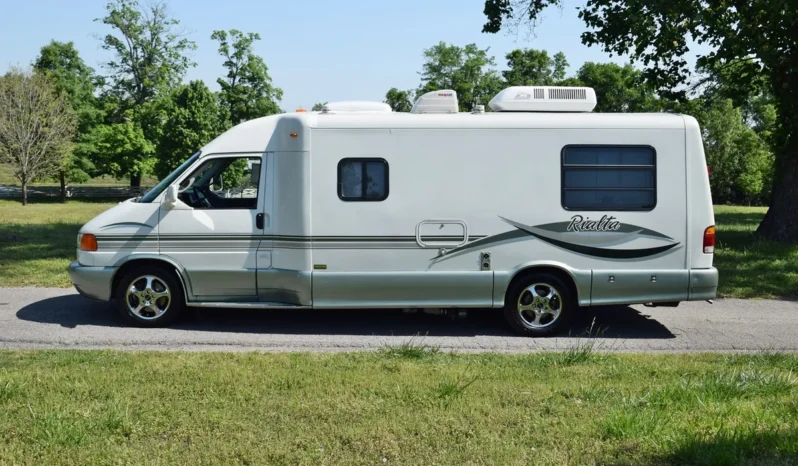 
								2001 Winnebago Rialta Volkswagen EuroVan full									