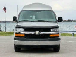 
										2006 Chevrolet Express Southern Comfort Conversion Van full									