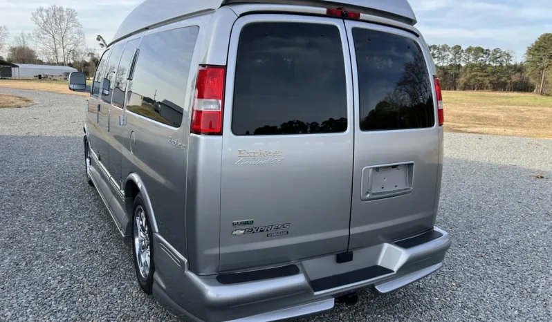 
								2010 Chevrolet Express Explorer Limited SE Conversion Van full									