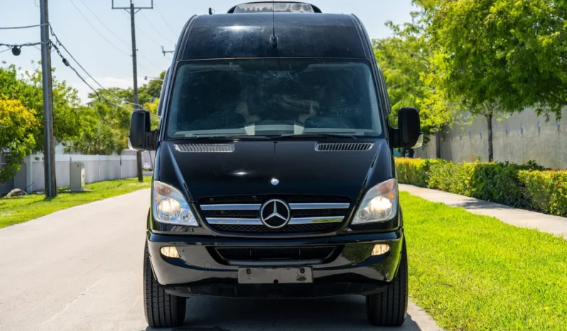 
								2012 Mercedes-Benz Sprinter 2500 Executive Coach full									