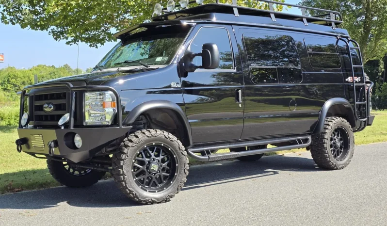 
								2013 Ford E-350 Quigley 4×4 Conversion full									