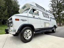 
										1995 Chevrolet G30 RV Conversion by Coachmen Vans full									
