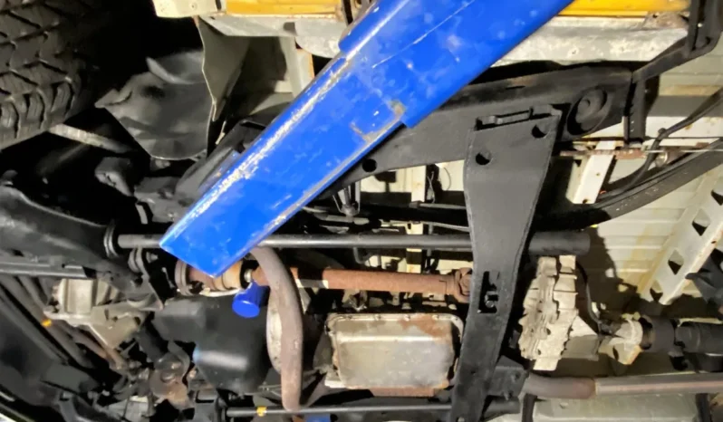 
								1995 GMC Safari AWD Conversion Van full									