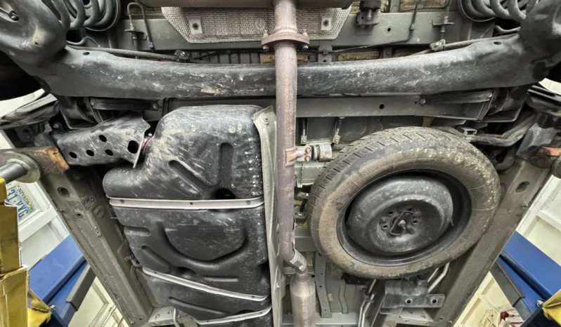 
								2004 Toyota Sienna XLE full									