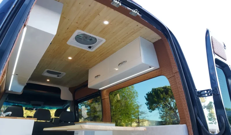 
								2013 Mercedes-Benz Sprinter 2500 Camper Conversion full									