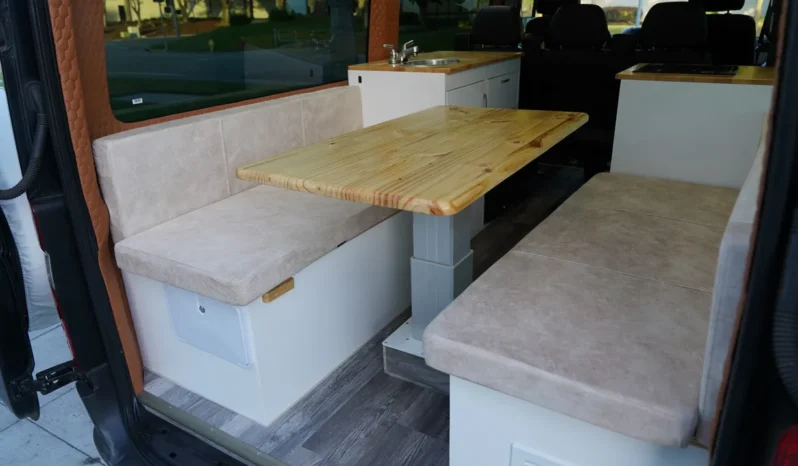 
								2013 Mercedes-Benz Sprinter 2500 Camper Conversion full									