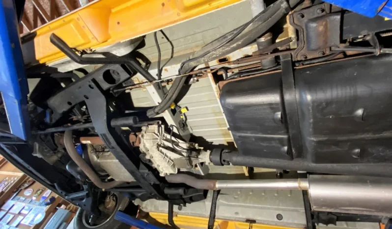 
								1995 GMC Safari AWD Conversion Van full									