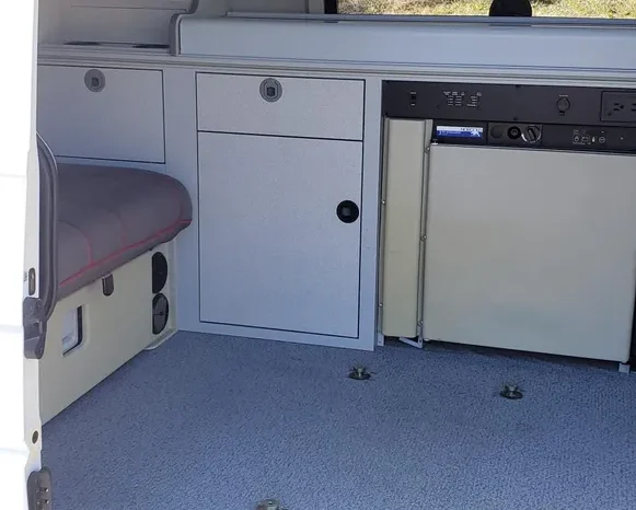
								2002 Volkswagen Eurovan Camper full									