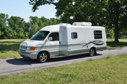 
										2001 Winnebago Rialta Volkswagen EuroVan full									