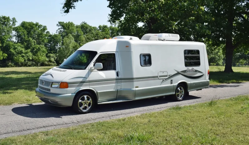 
								2001 Winnebago Rialta Volkswagen EuroVan full									
