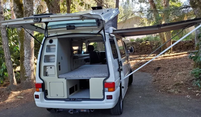 
								2002 Volkswagen Eurovan Camper full									