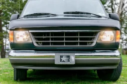 
										1994 Ford E-150 Econoline Starcraft Conversion Van full									