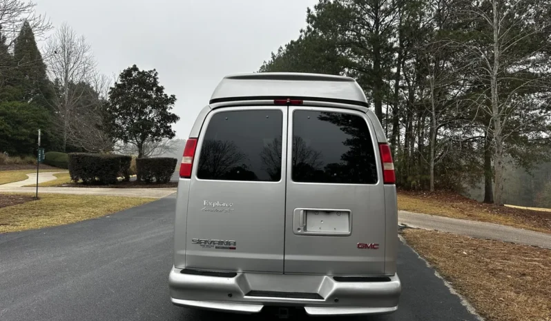 
								2008 GMC Savana 1500 AWD Conversion Van full									