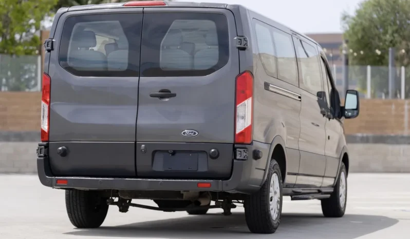 
								2016 Ford Transit 350 XLT 15-Passenger Wagon full									