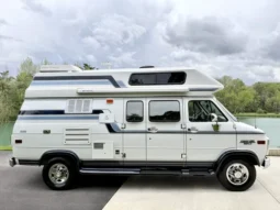 
										1995 Chevrolet G30 RV Conversion by Coachmen Vans full									