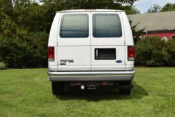 
										1997 Ford E-350 Club Wagon Chateau 7.3L Power Stroke full									